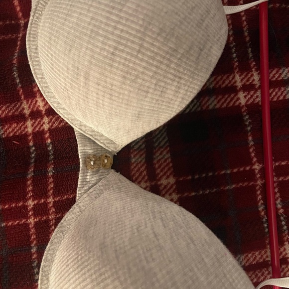 2 Marilyn Monroe bra’s - Picture 3 of 12